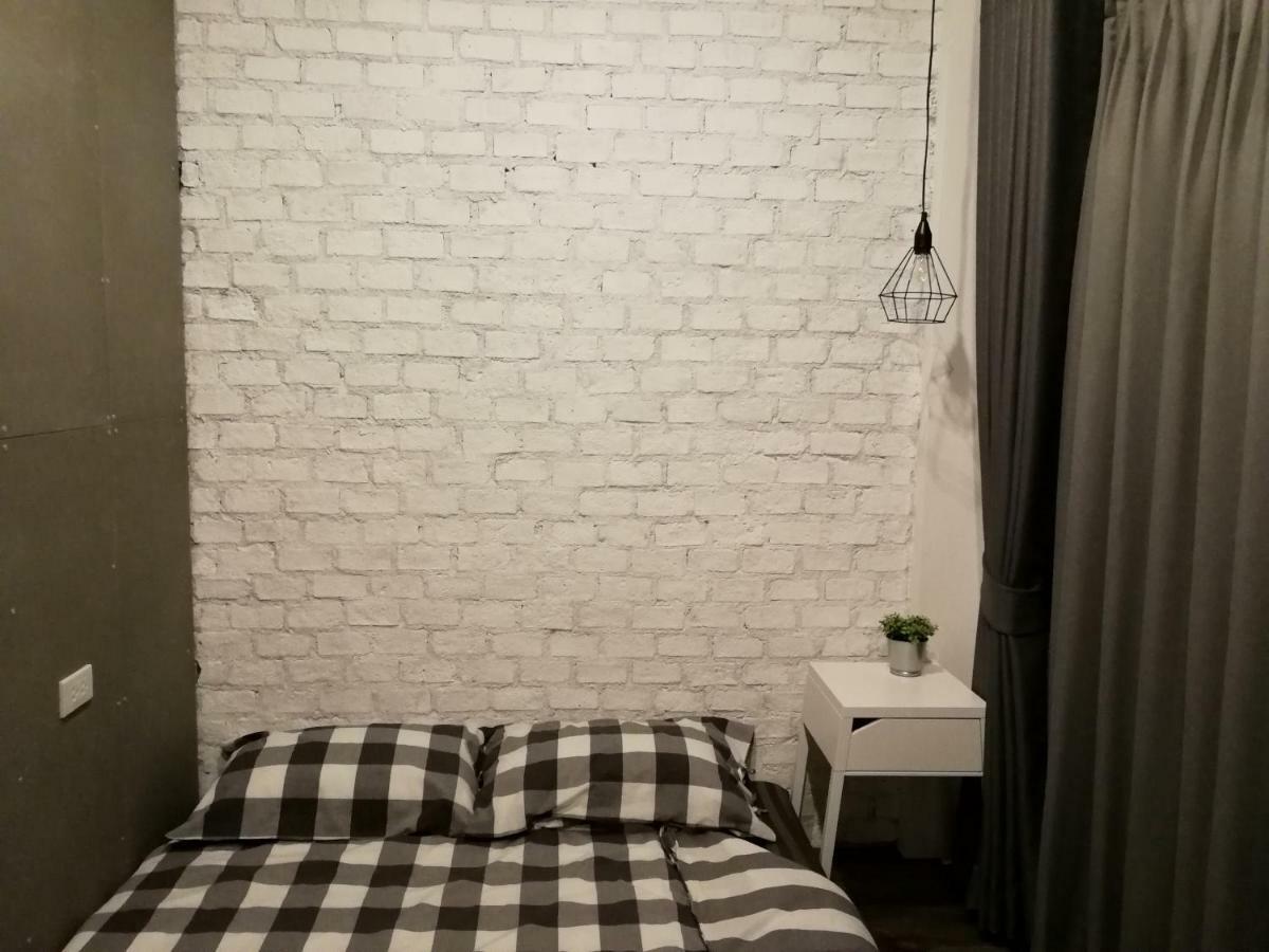 Fun Dee Hostel Ayutthaya Esterno foto
